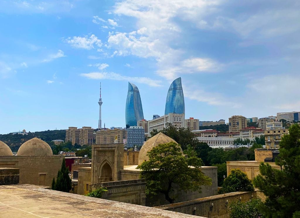 2-days-in-baku-the-city-of-wind-and-fire