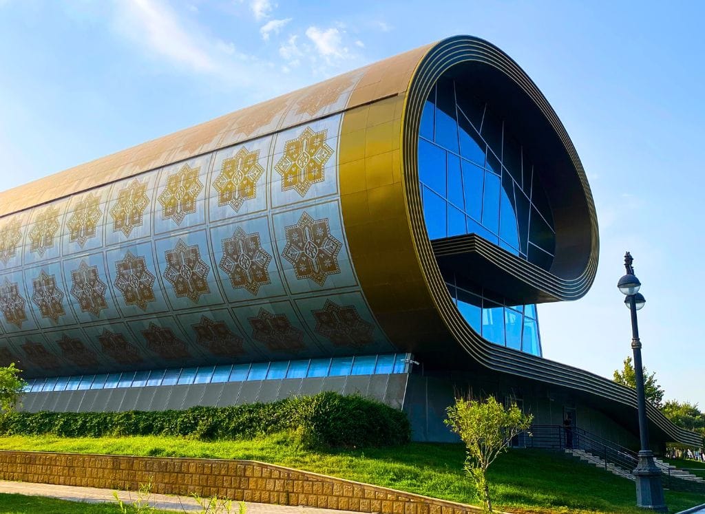 national-carpet-museum-a-cultural-treasure-of-azerbaijan