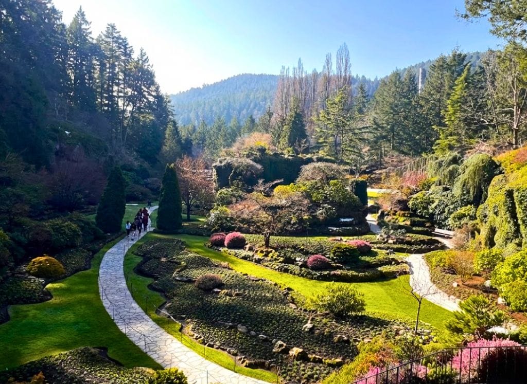 the-butchart-gardens-a-hidden-canadian-garden